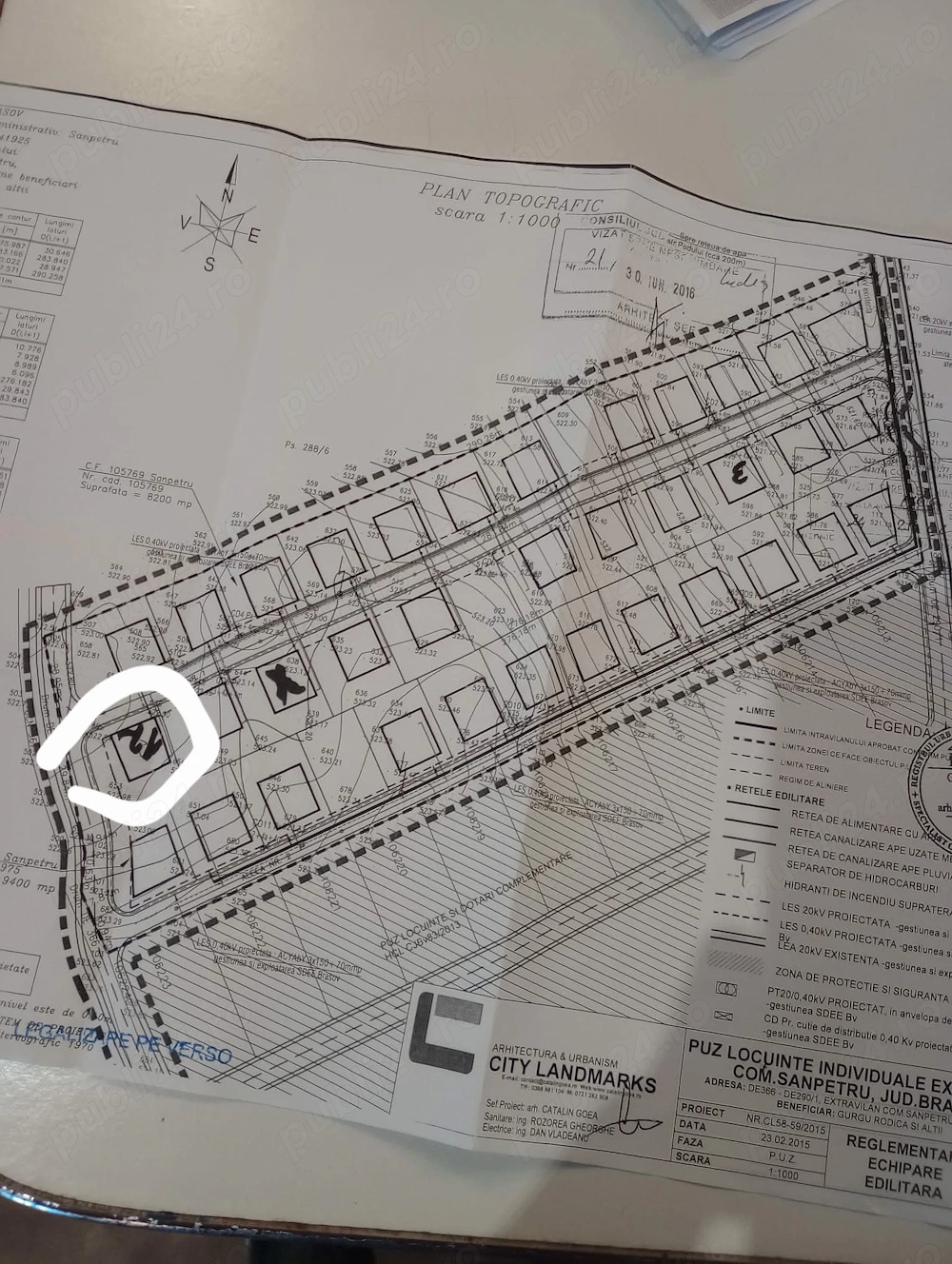 Vând teren intravilan