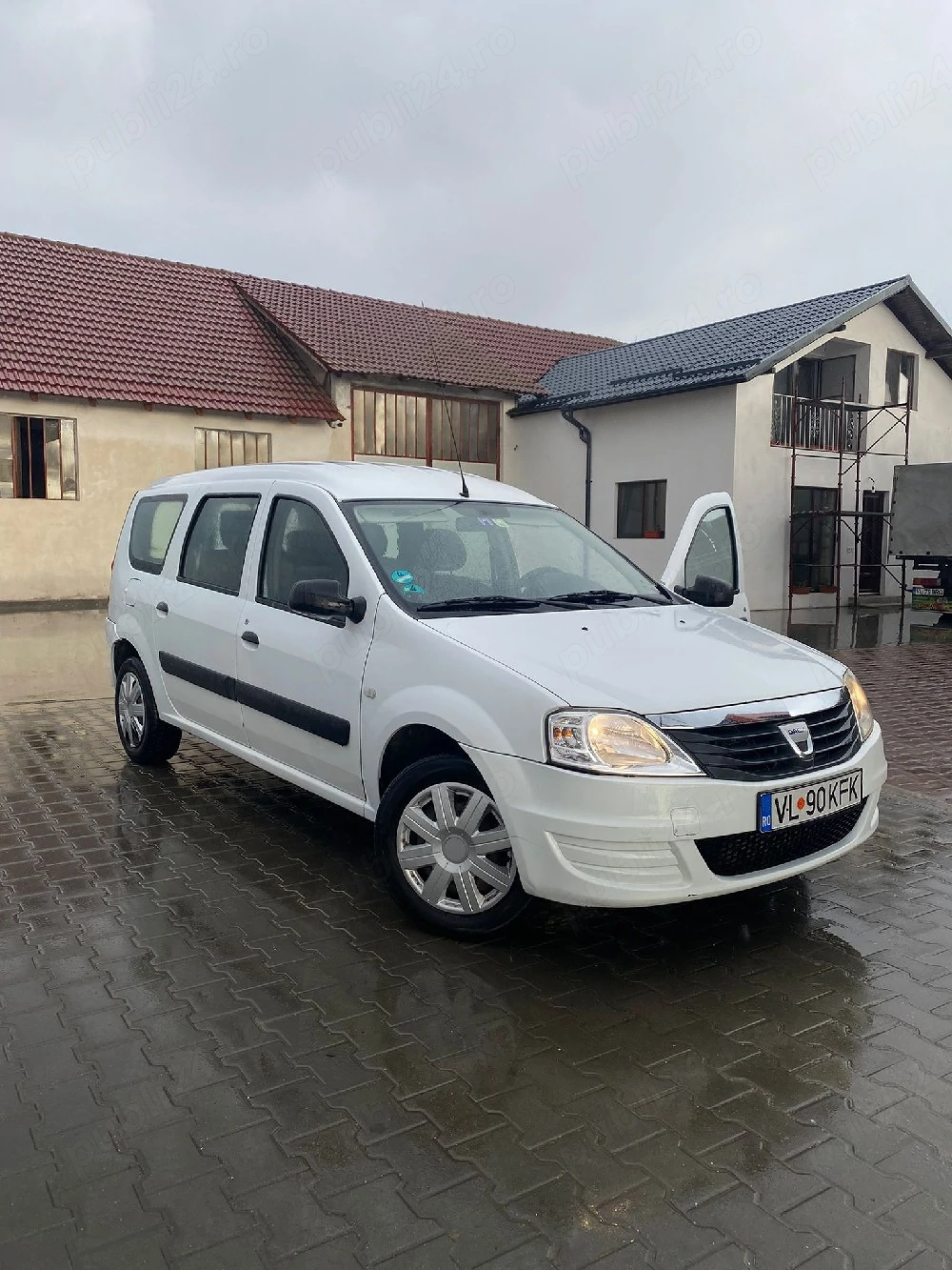 Vând Dacia Logan MCV 