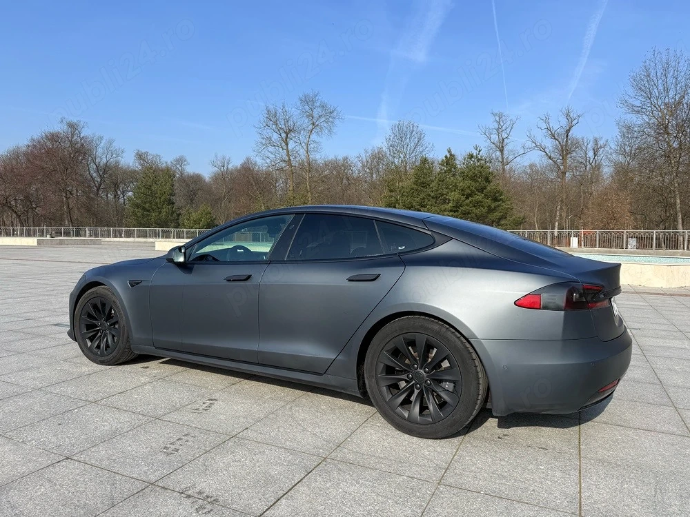 Tesla Model S 2019