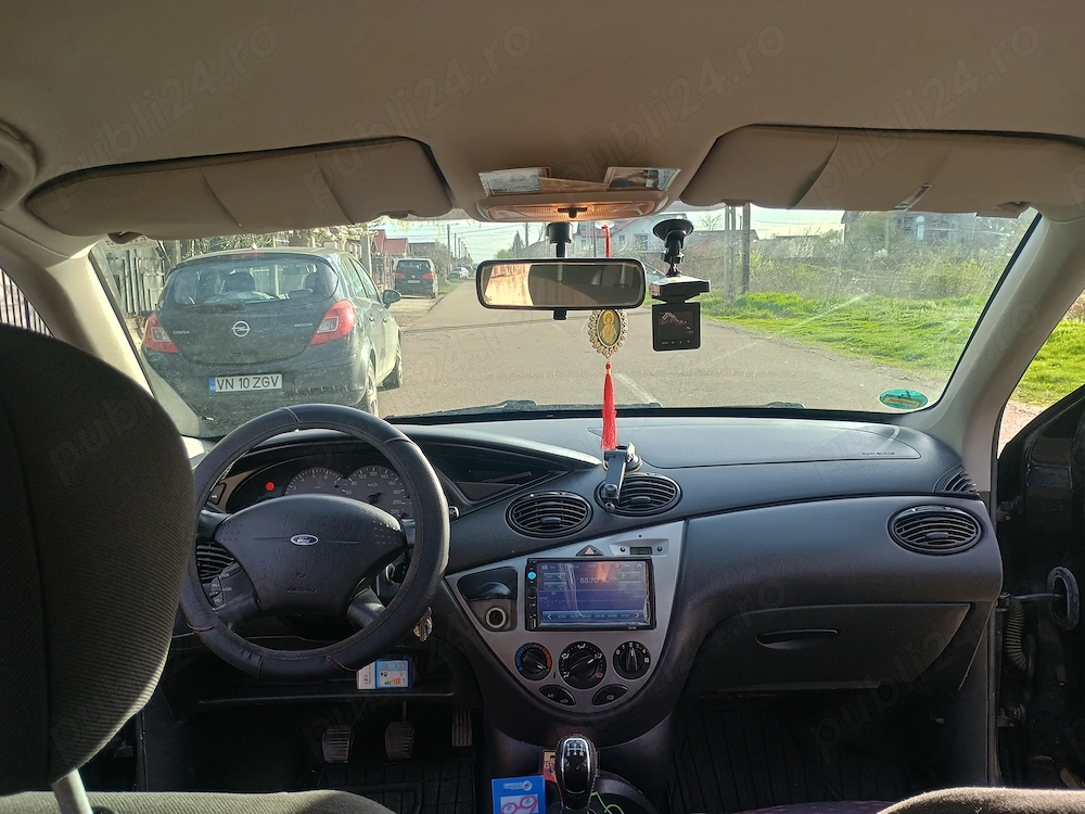 Vând Ford focus 1 an 2001