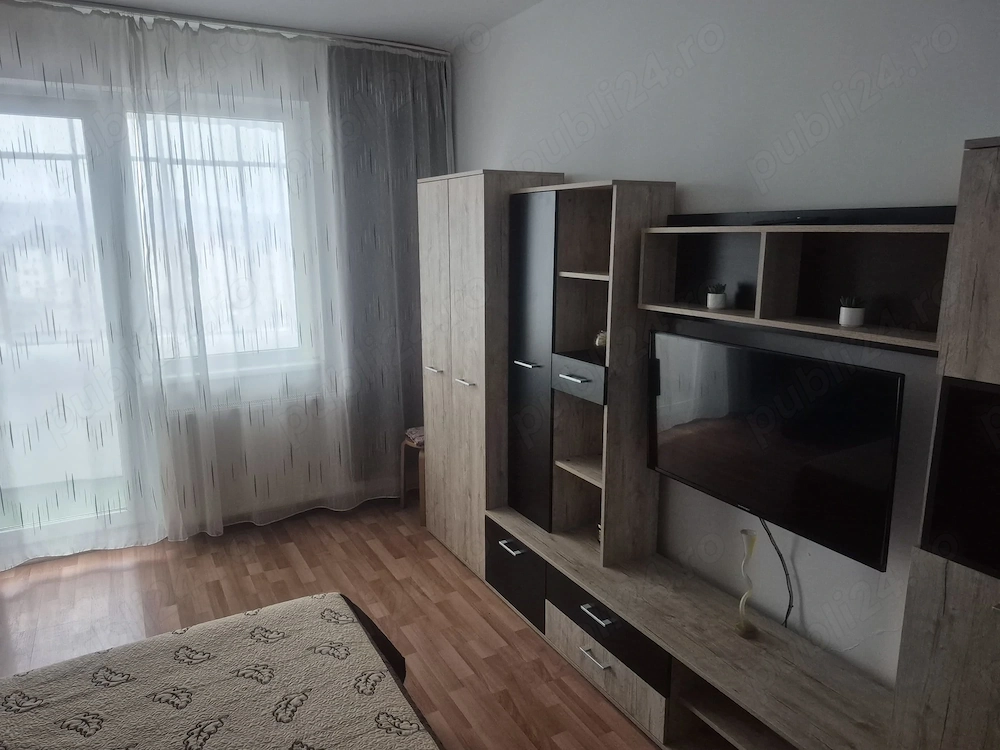 Vând apartament 2 camere în Sighișoara (baragan).