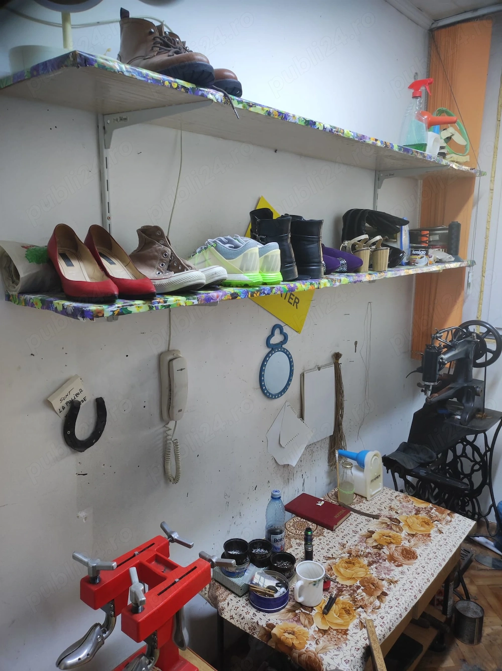 Cedez spatiu Reparatii incltaminte pe langa Piata Rahova