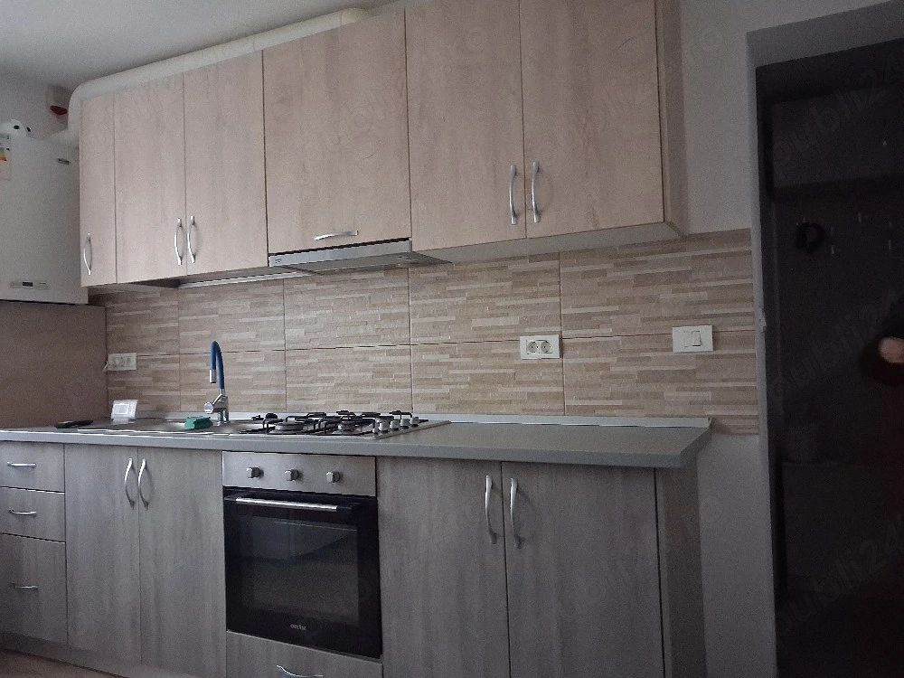Închiriez apartament în Curtea de Argeș 