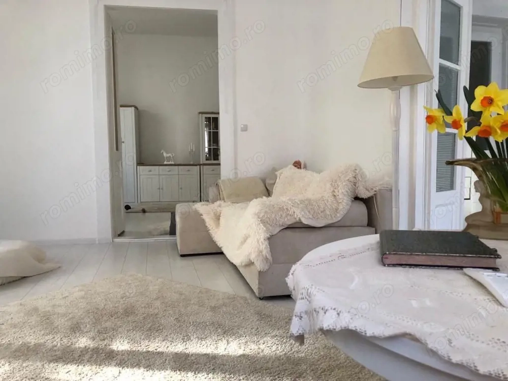 BRASADAS vinde ap 3 cam PARTER INALT zona ULTRACENTRALA.