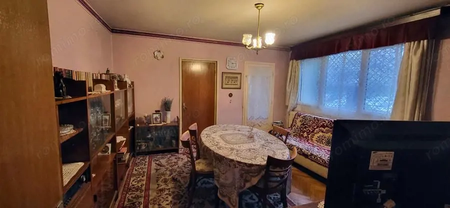 Vanzare apartament 2 camere Titan- Postavarul