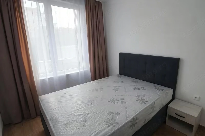 Garsoniera de inchiriat in Tractorul