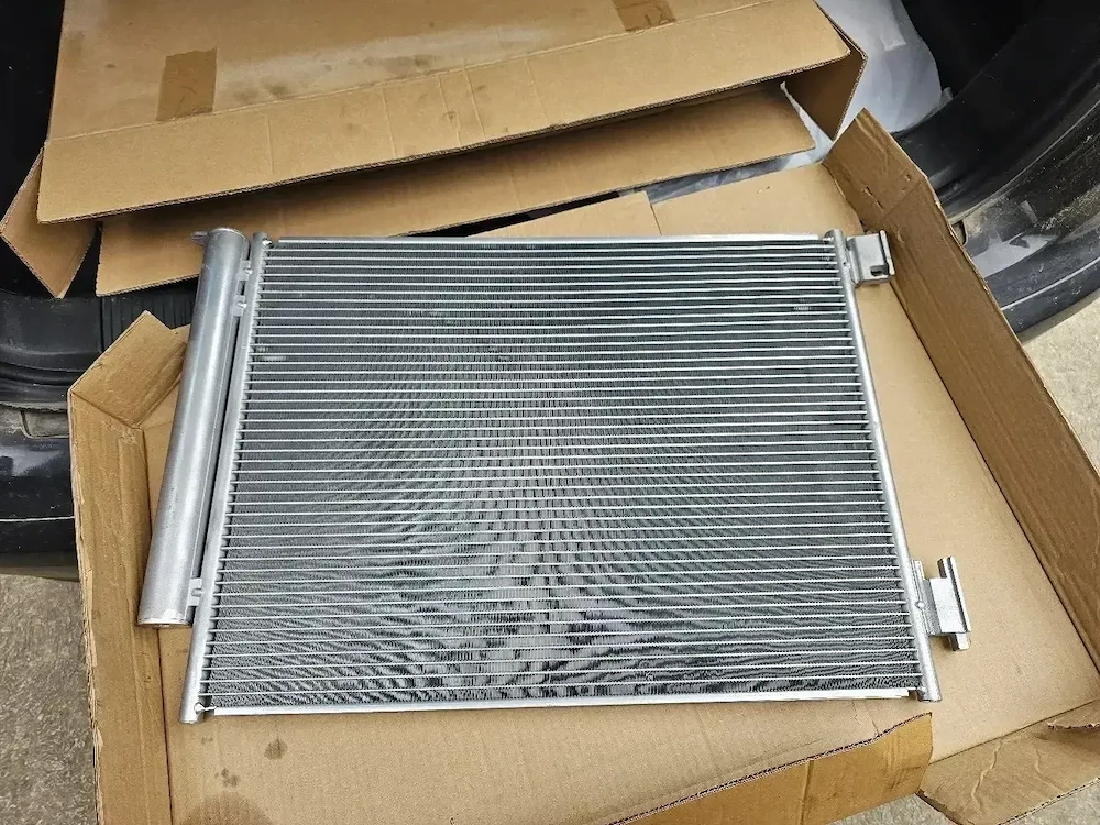 Condensator AC (Radiator Climă) NOU - Dacia Logan 3 / Sandero 3 / Jogger 1.0 TCe