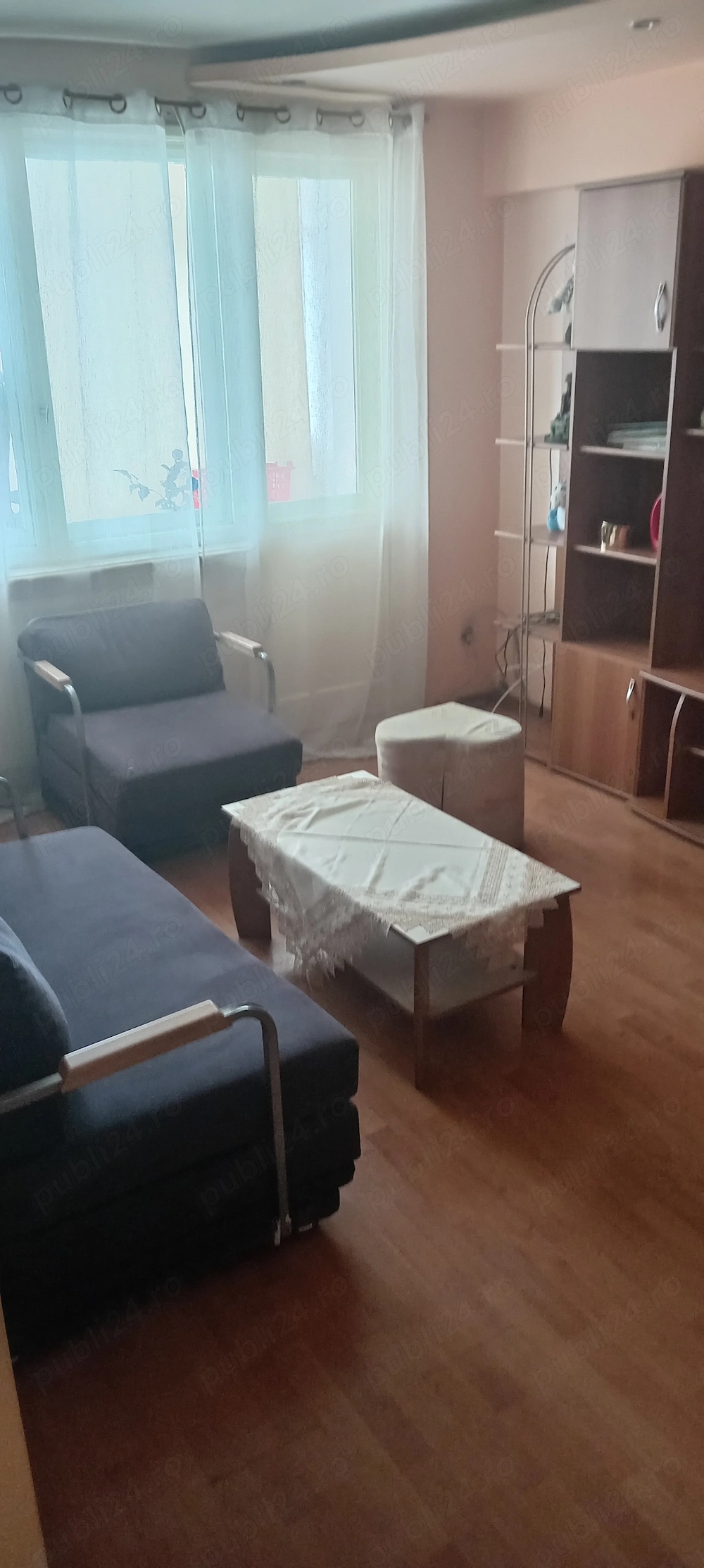 Inchiriez apartament cu 2 camere 