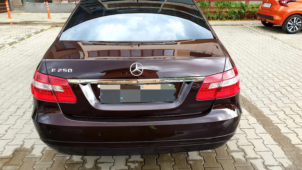 Mercedes-Benz e250 2010 manuala