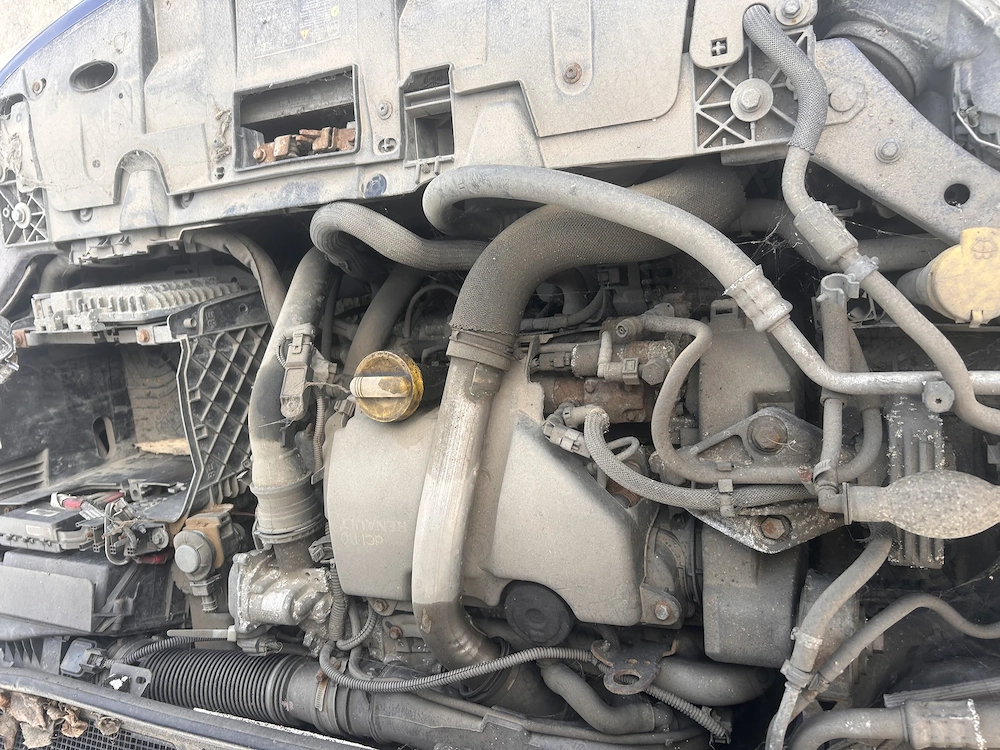 Vând motor+cutie viteze Renault Megane 1.5D