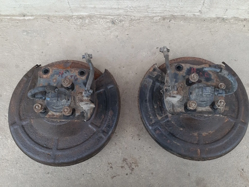 Fuzete stanga. / dr. complete: fuzeta cu butuc rulment si senzor ABS, pentru Opel Astra H, fabr 2004