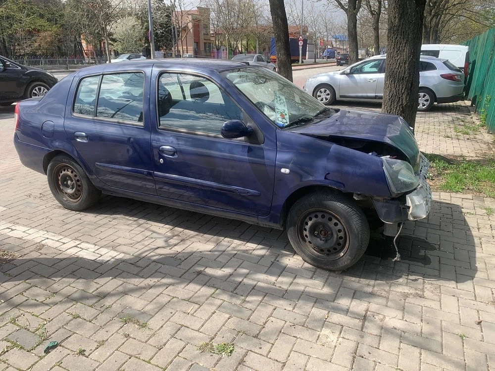 Renault Symbol 1.4 benzina Avariată