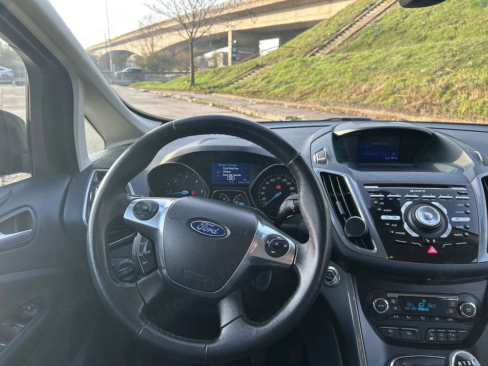 Vând Ford grand c Max 1.6 tdci