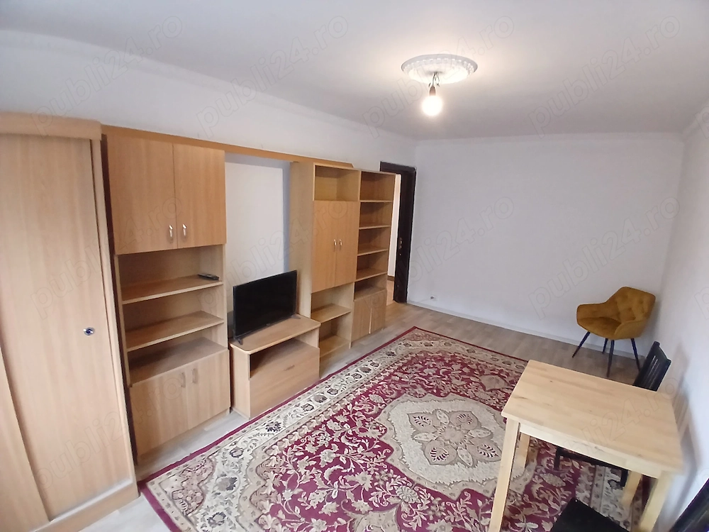 Barca adiacent etaj 5 din 8