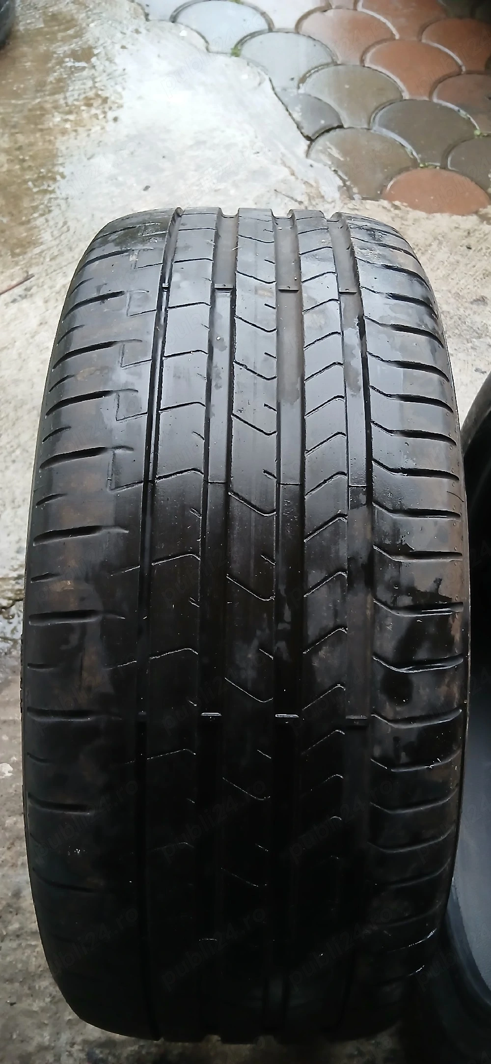 245 45 R18 Pirelli 
