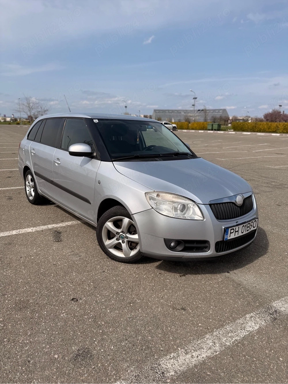 Skoda Fabia 2   An 2008   1.9 Diesel   105 Cp   Navigatie   Euro 4   Inmatriculata   Propietar