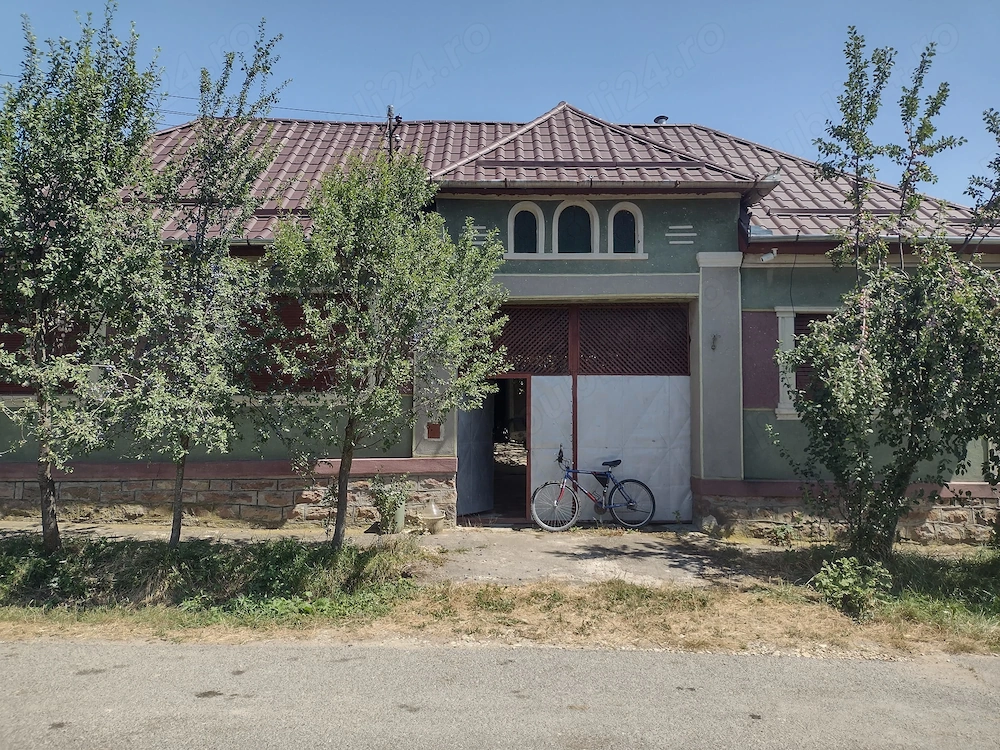 Casa de vânzare comuna Sâmbăta sat Rogoz 