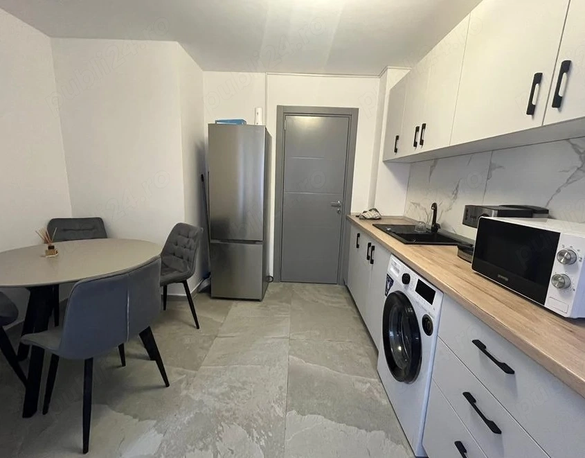 centru Tg Mures chirie apartament decomandat cu 2 camere