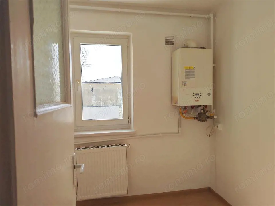 Apartament 3 camere zona Zimbru