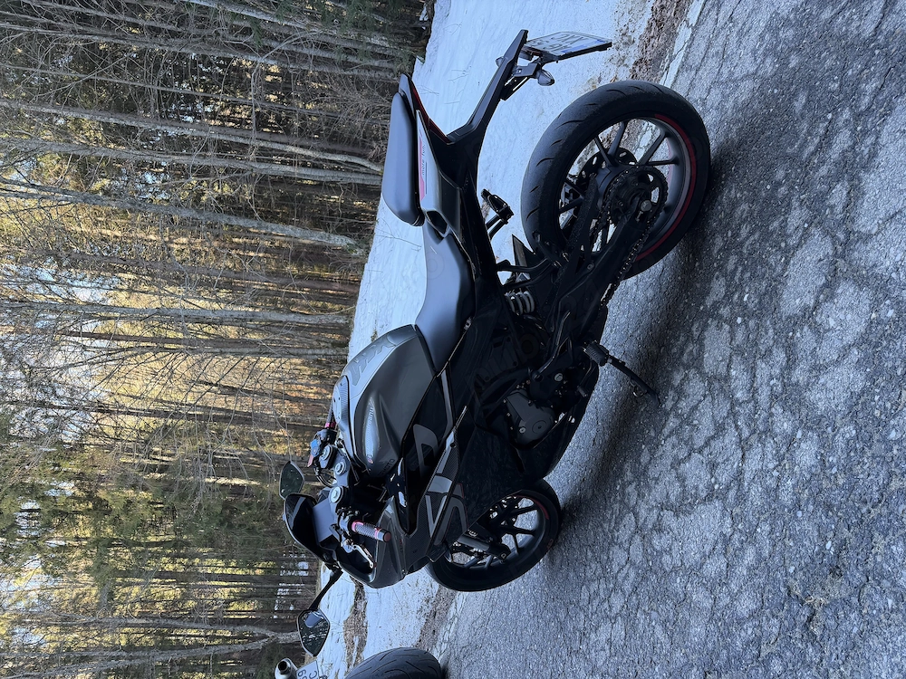 CF Moto 300SR ABS   2023   A2   22.000 km