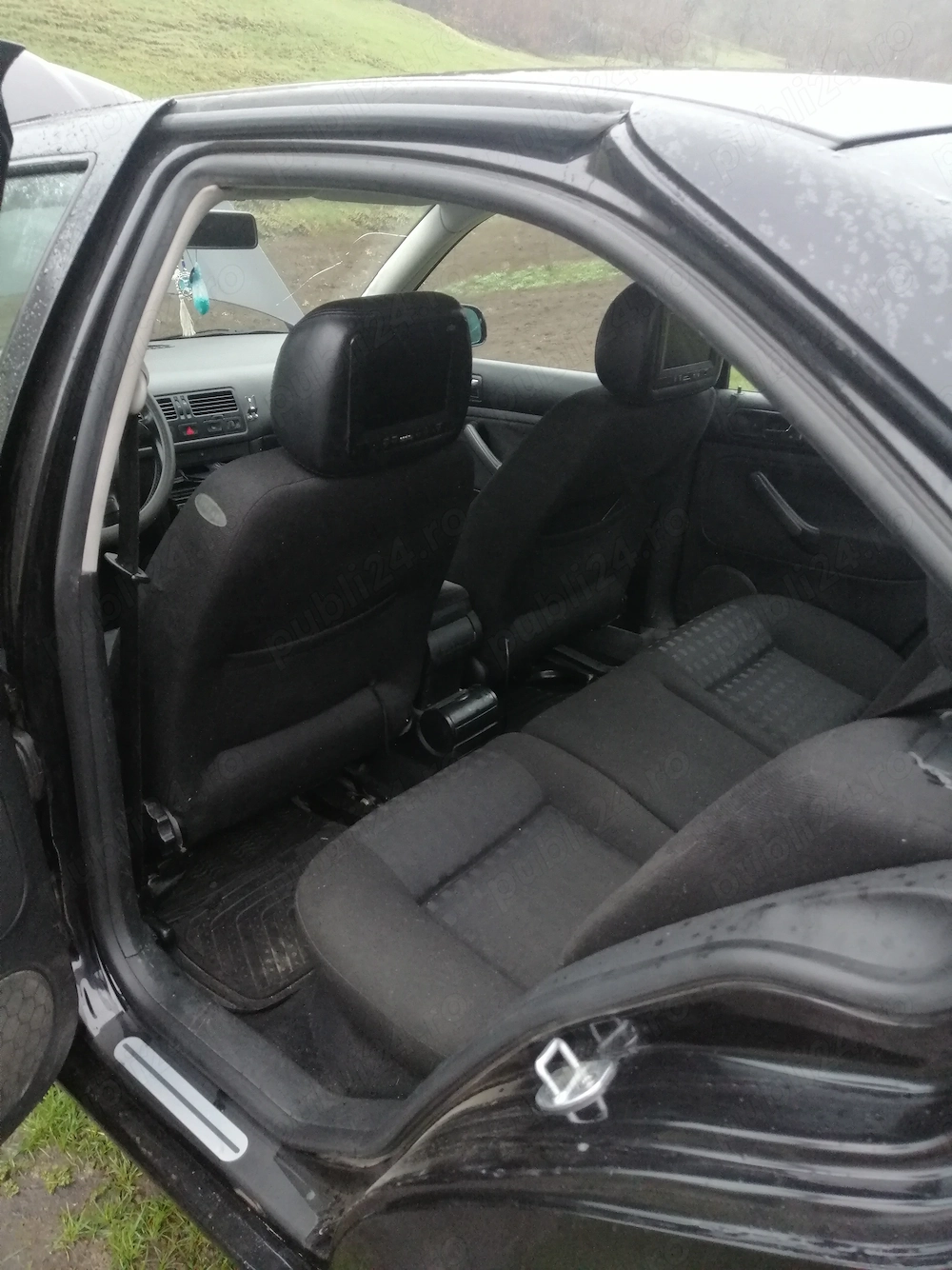 De vanzare vw bora an 2002