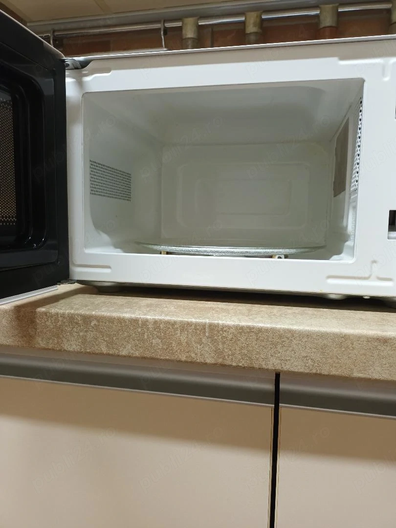 Vanzare cuptor microunde 