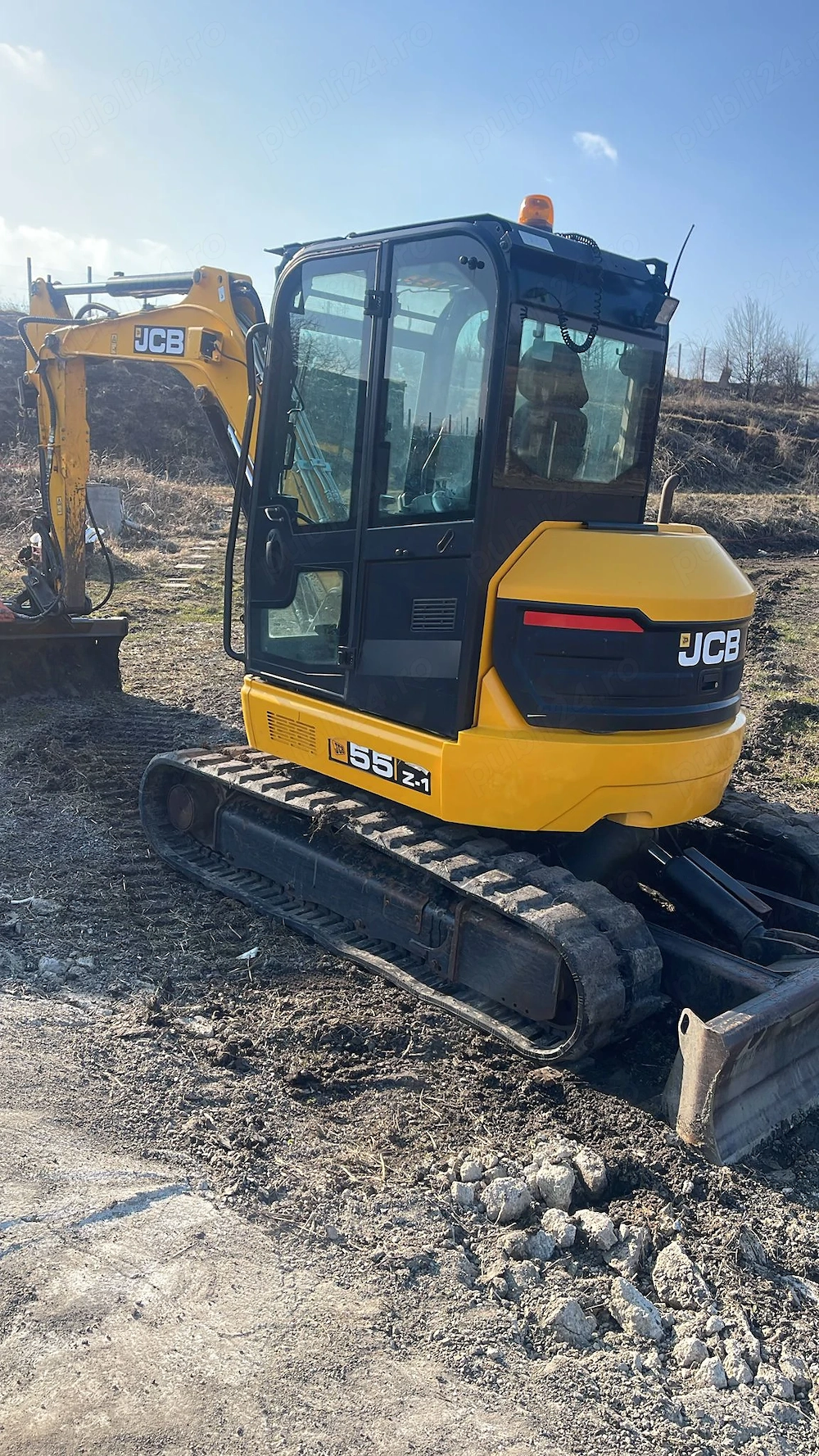 Vând excavator JCB 55Z-1   2020