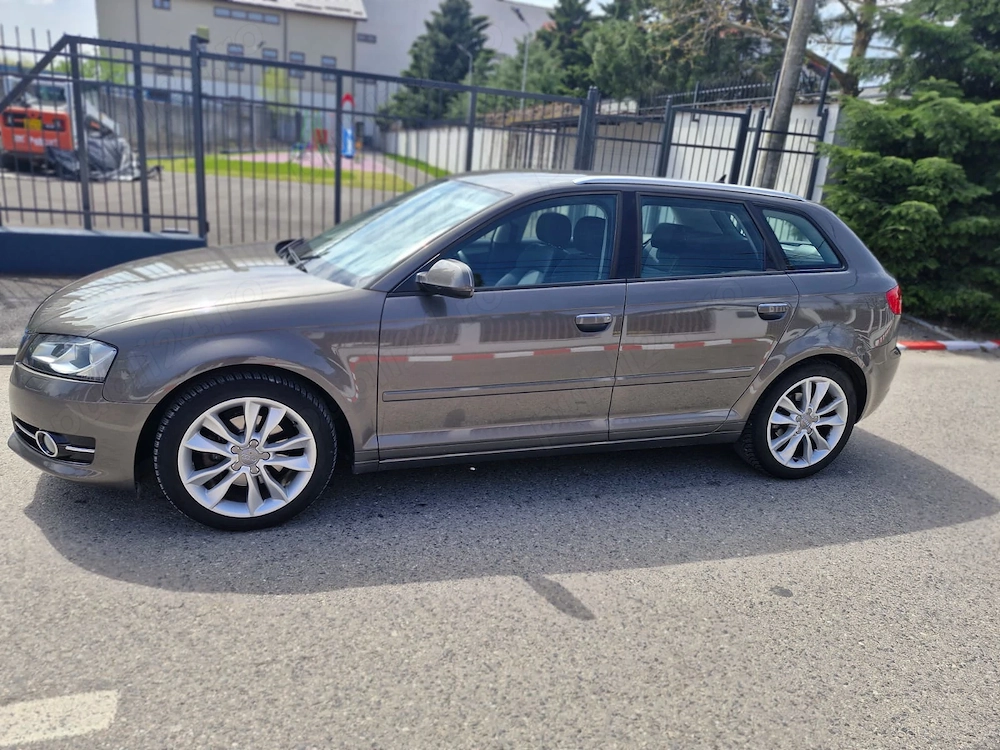 Vând AUDI A3 Sportback generația 8P Facelift 