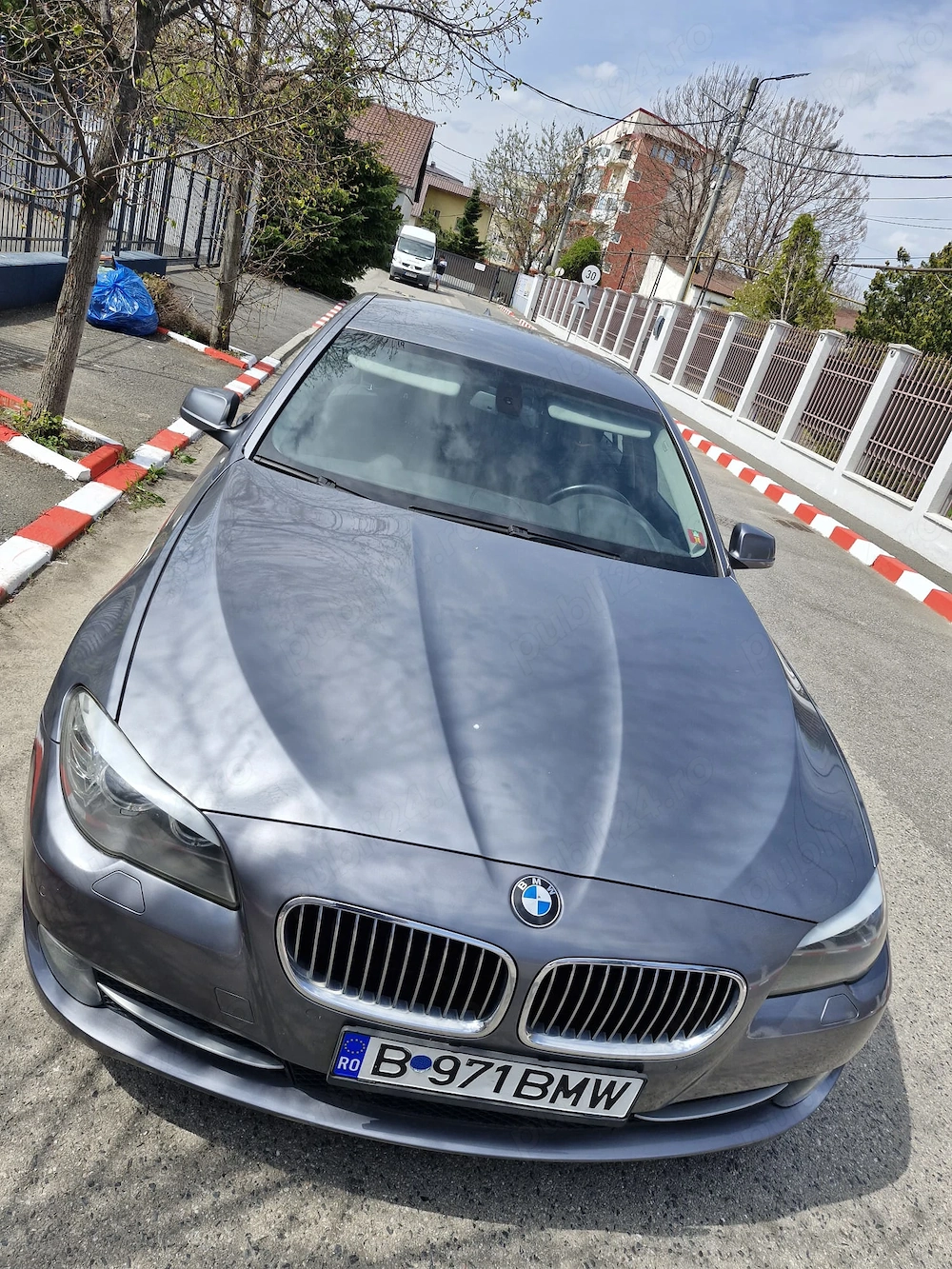 Vând BMW Seria 5 520d, an 2012   Diesel