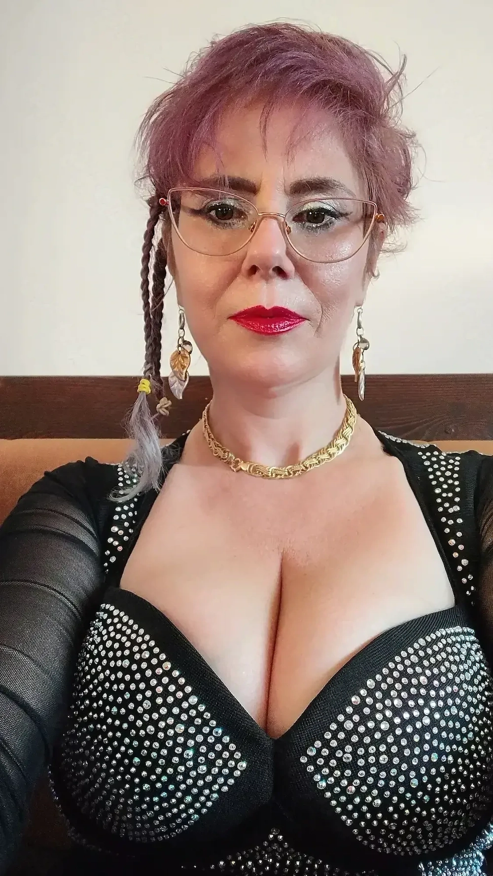 Te aștept să te descarci de tot stresul fizic, psihic și emoțional!