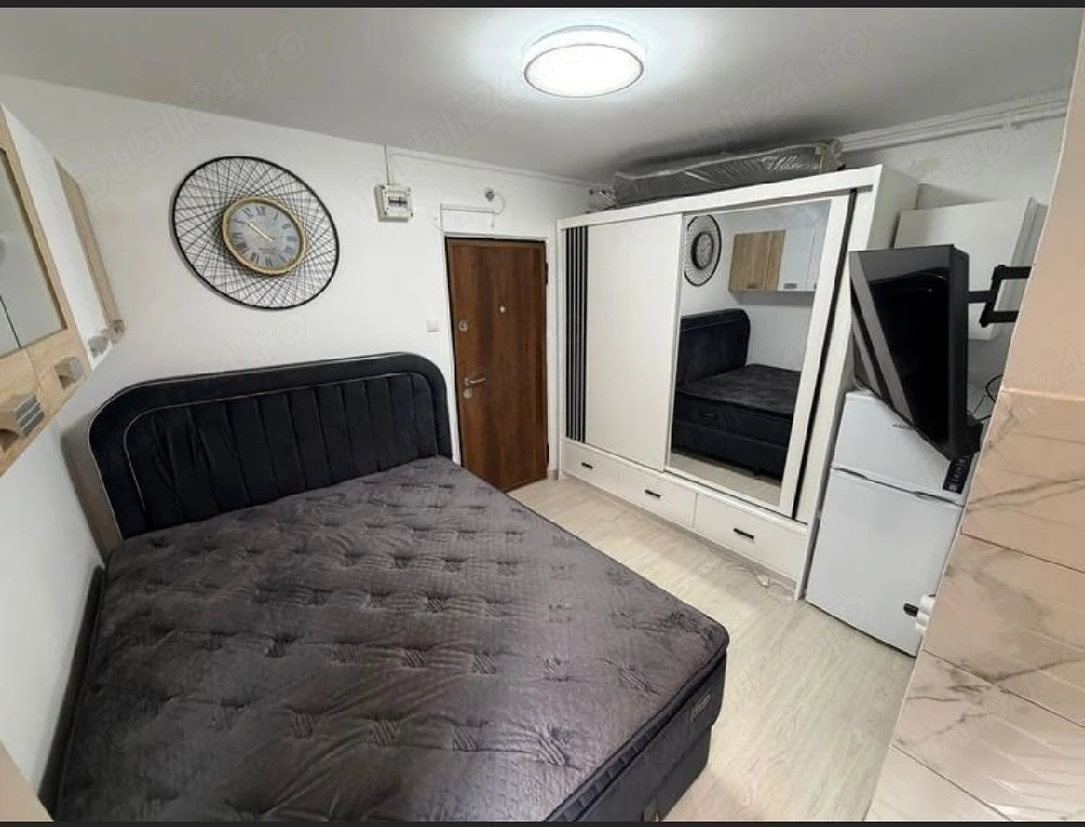 Garsoniera titan metrou 