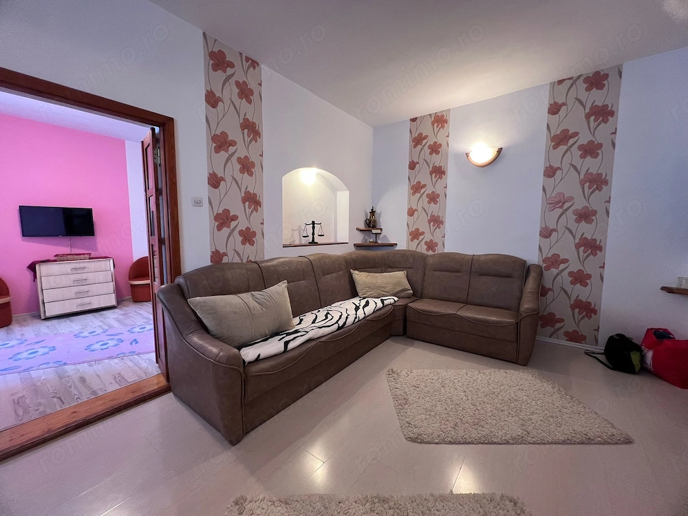 Apartament o camera,zona Gojdu