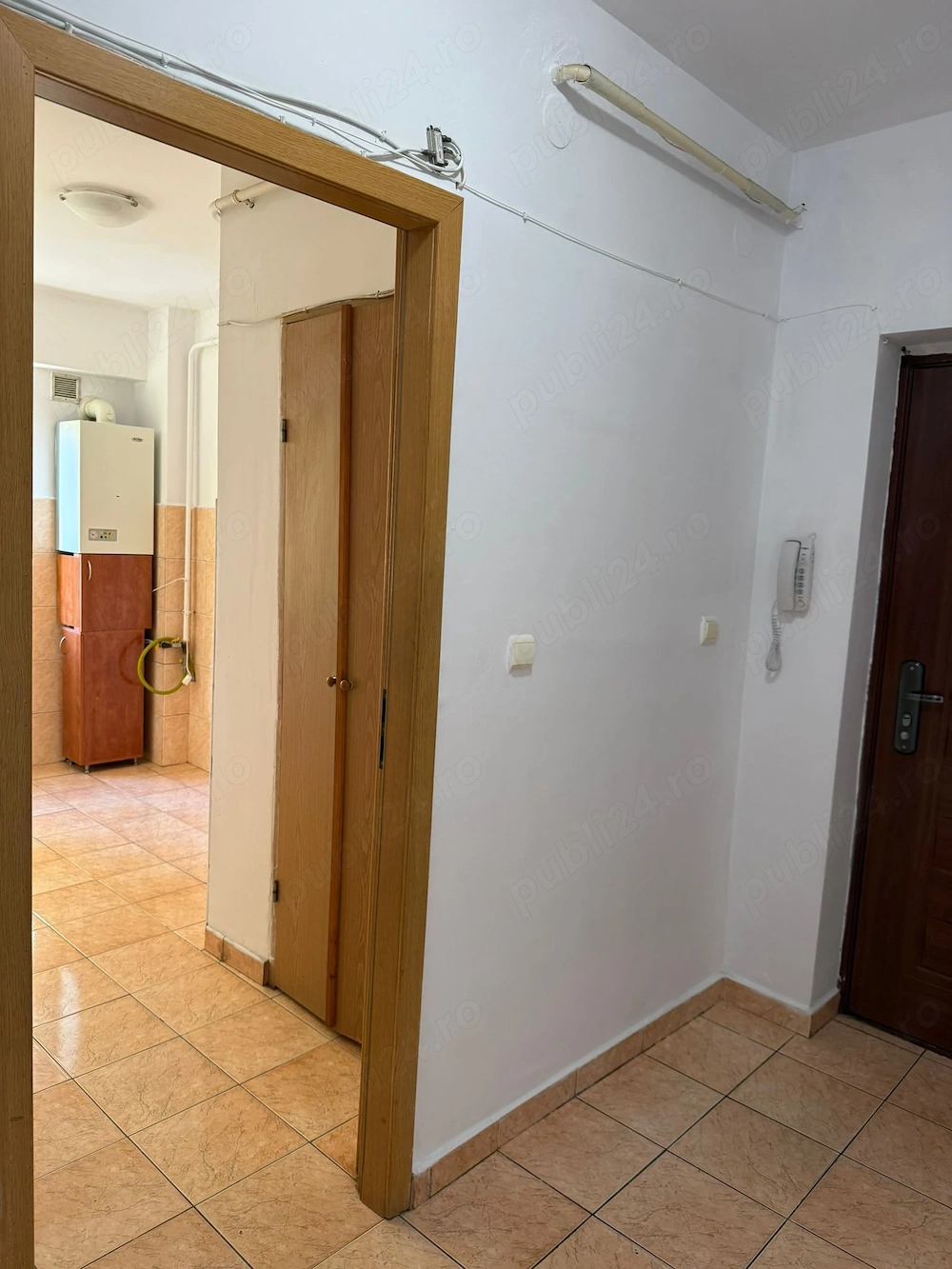 Garsoniera de închiriat 