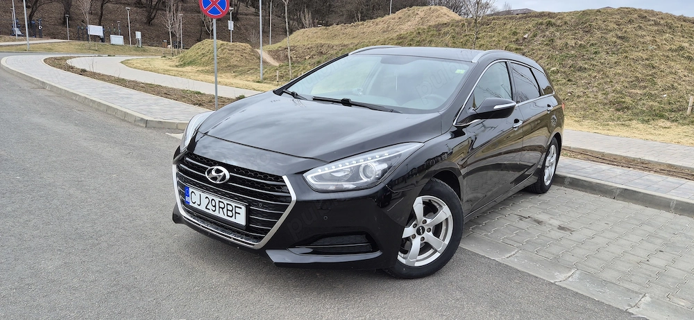 Hyundai i40 Facelift 1.7CRDi 141cp Automat 7+1 Viteze Navigatie KeyLessGo Camera