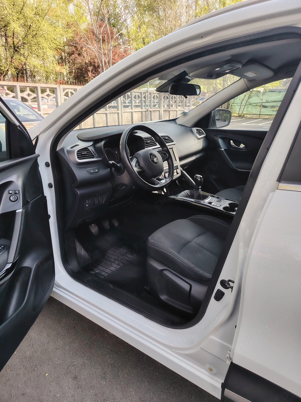 Vând Renault kadjar 1.5dci