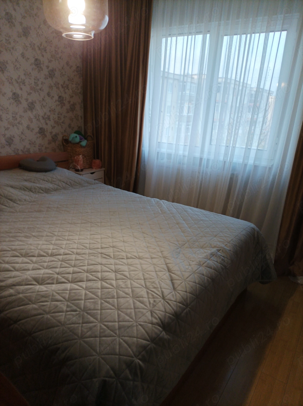 Vând ap.3camere et.3 4 Mioveni Robea 