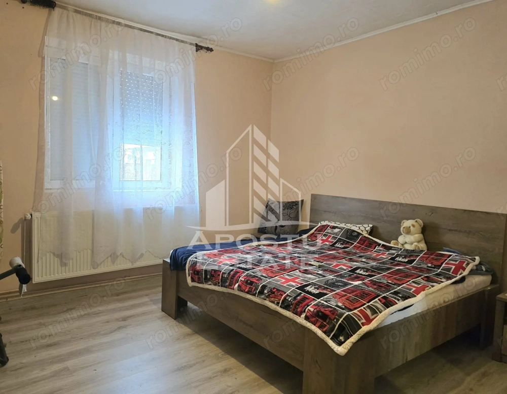 Casa de vanzare in Curtici.