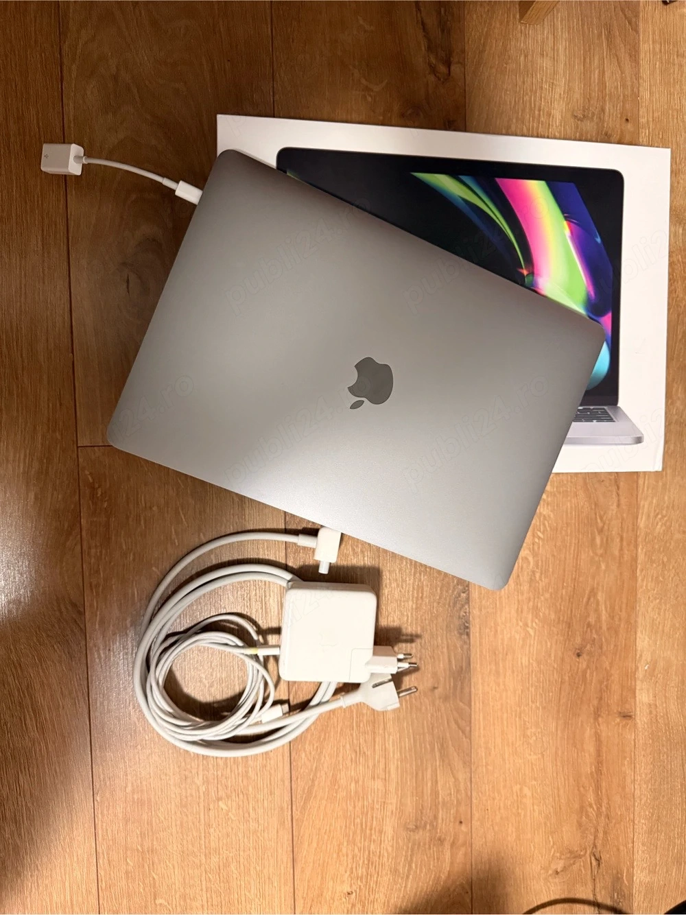 MacBook Pro i7, 512gb SSD, 16gb Ram