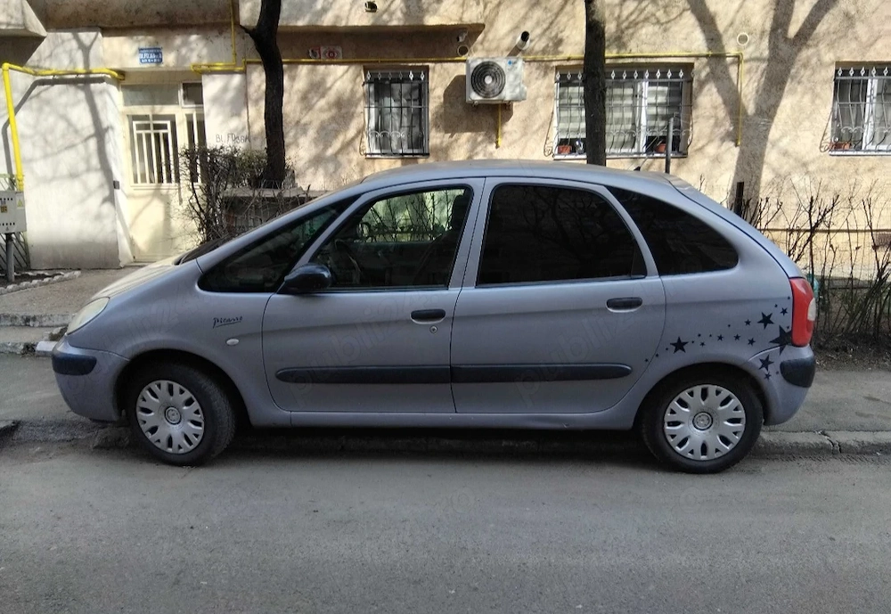 Citroen Xsara Picasso + 4 roți rezerva (4 anvelope,4 jante de aluminiu)