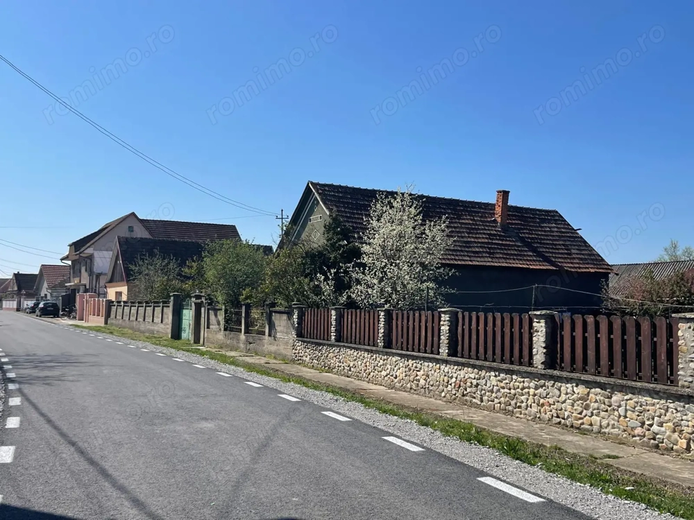 Casă tradițională la sat +teren 1.500 mp. Sat  Săbolciu-49000 euro neg