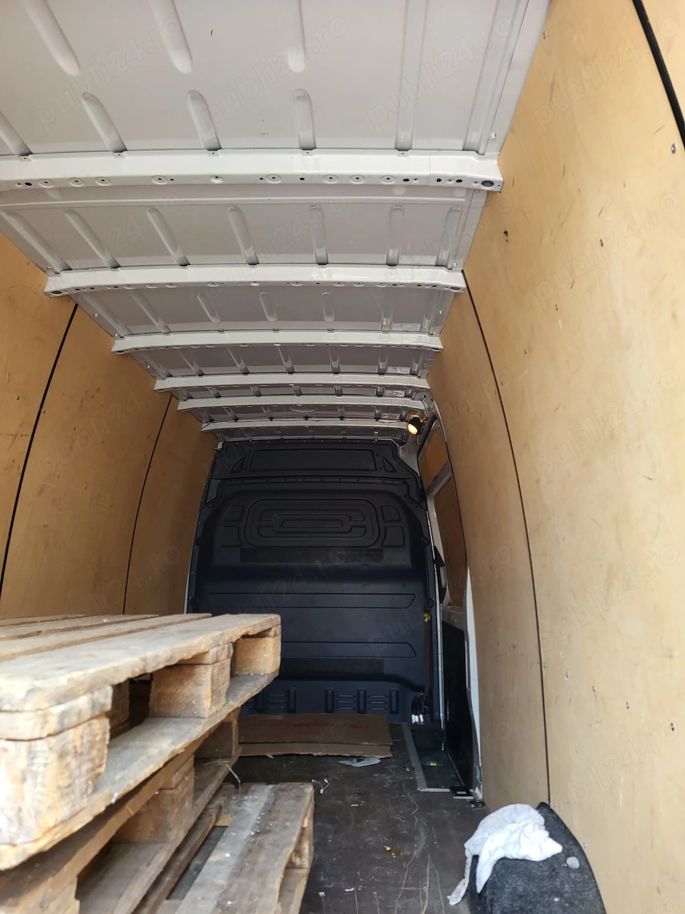 De vanzare Mercedes Sprinter 316 CDI, 2  KM