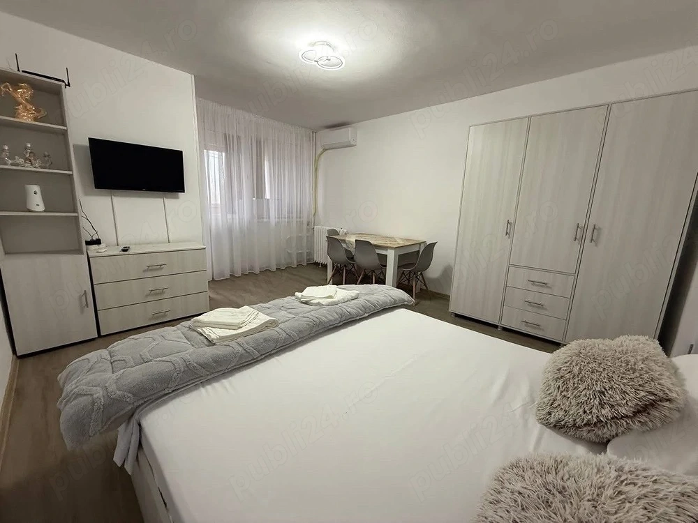 Vand garsoniera brazda 