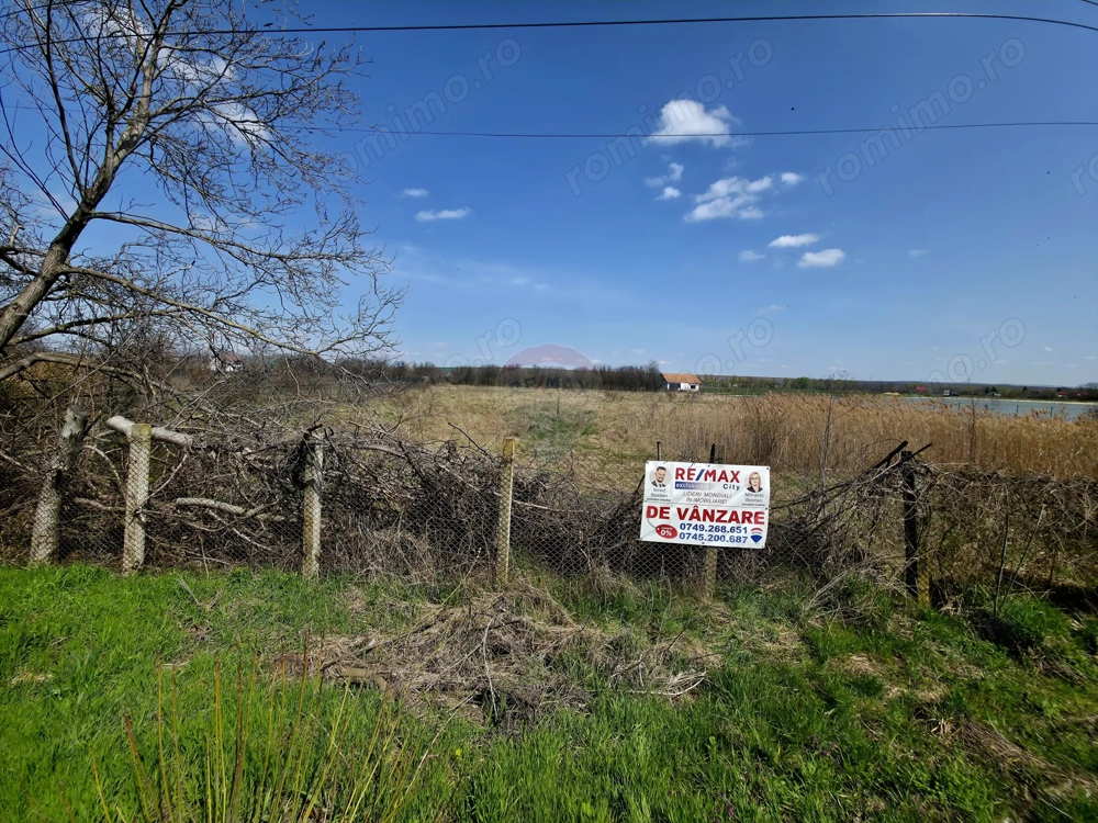 Teren 7,000mp Girov / deschidere 45 metri