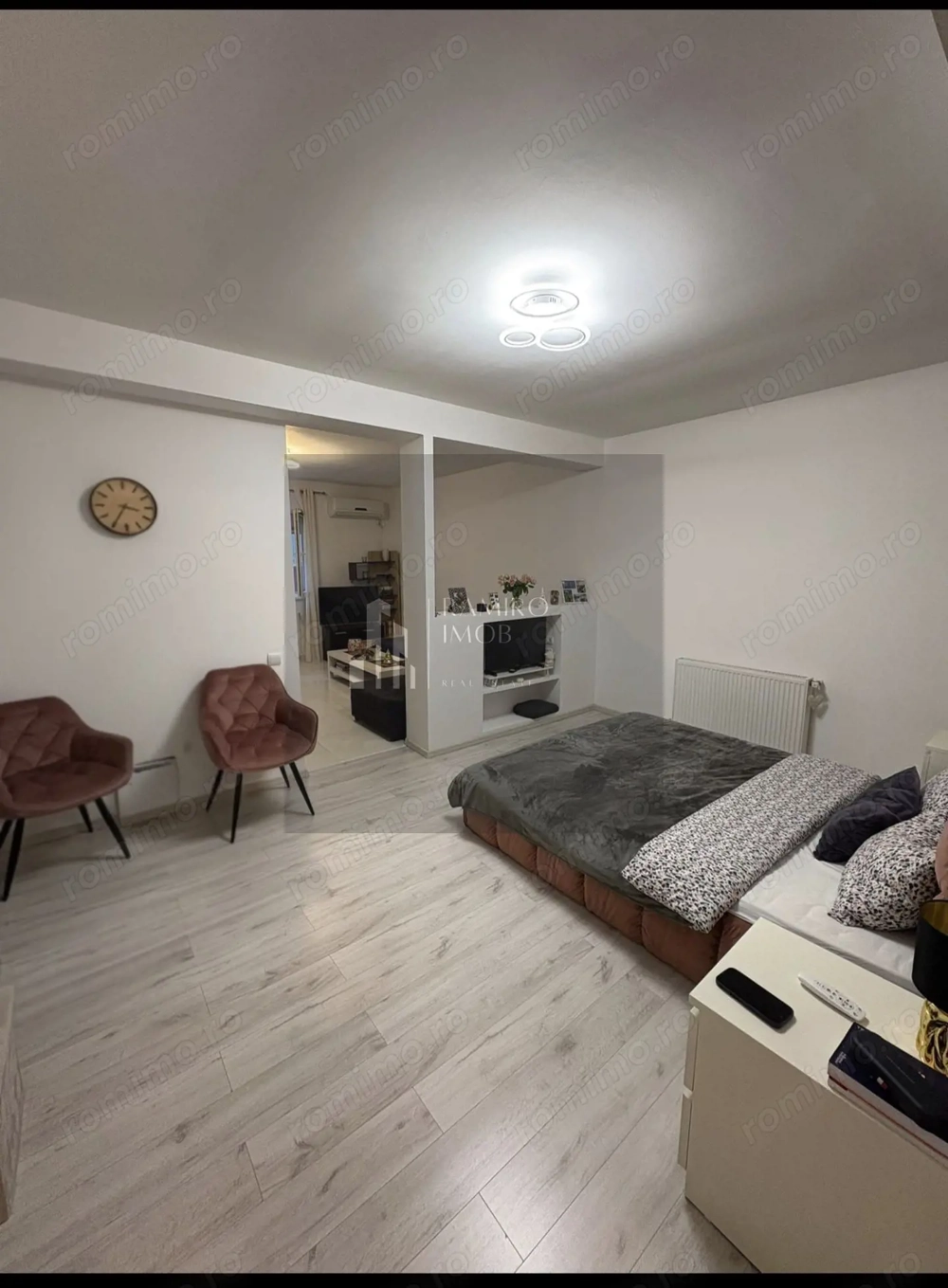 2 camere open space/centrala proprie 7 min metrou Aparatorii Patriei