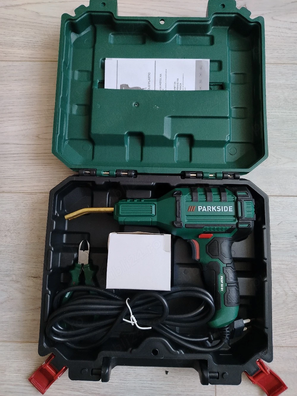 Pistol de sudat plastic nou