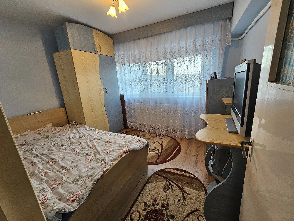 de vanzare apartament 3 camere