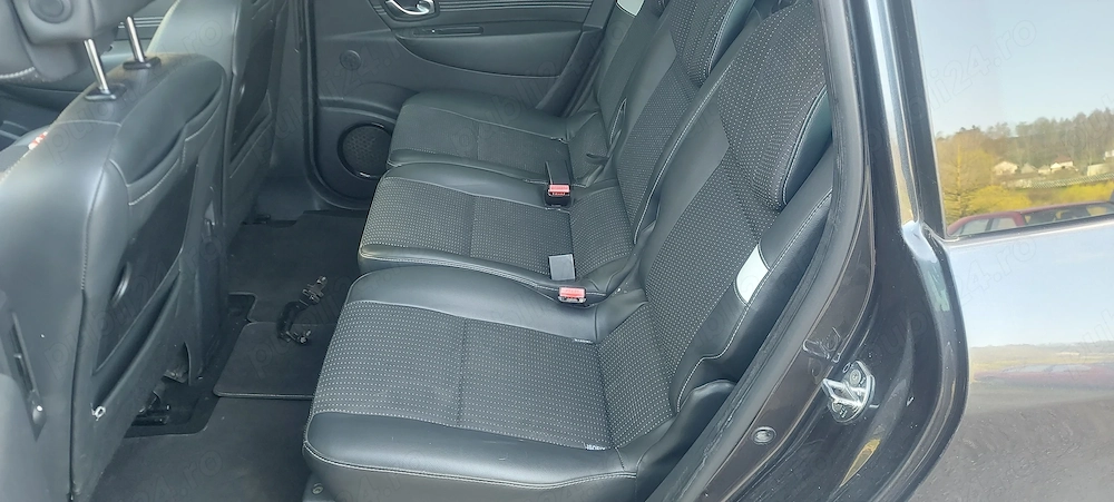 Renault Grand Scenic Bose 7 locuri 2011/1.5dci/110cp/Navigatie/Xenon/Cameră/Euro 5