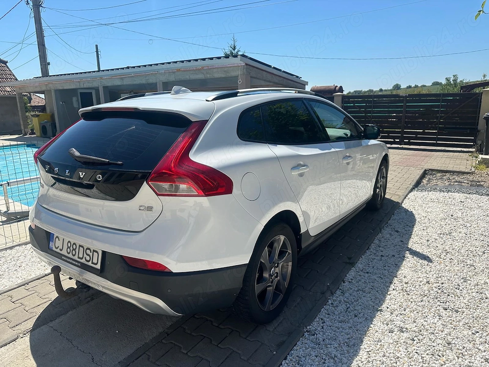 Volvo V40 Cross-country D2 2014 