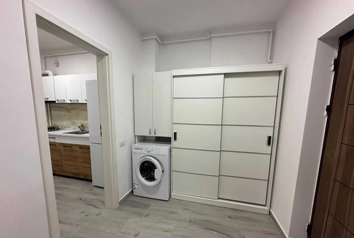 berceni metrou curte si parcare privata