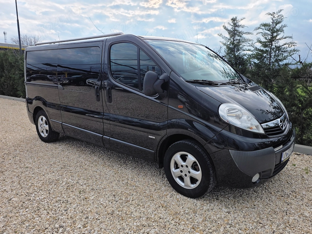 Inchiriere utilitara duba locuri+marfa 